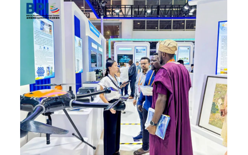 9.8投洽会丨共襄全球经贸盛举 奥谱天成代表国产科研仪器前沿技术闪耀世界